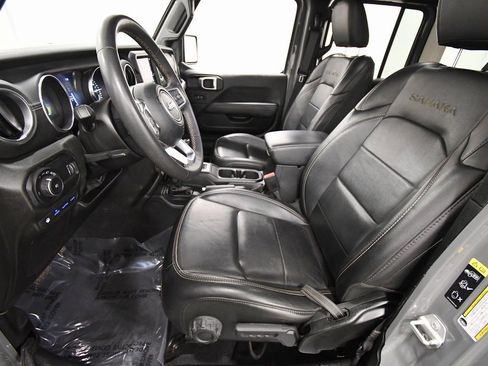 Used 2023 Jeep Wrangler Unlimited Sahara image 13