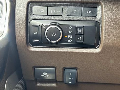 Used 2024 Ford F250 King Ranch w/ FX4 Off-Road Package AWD/4WD image 20