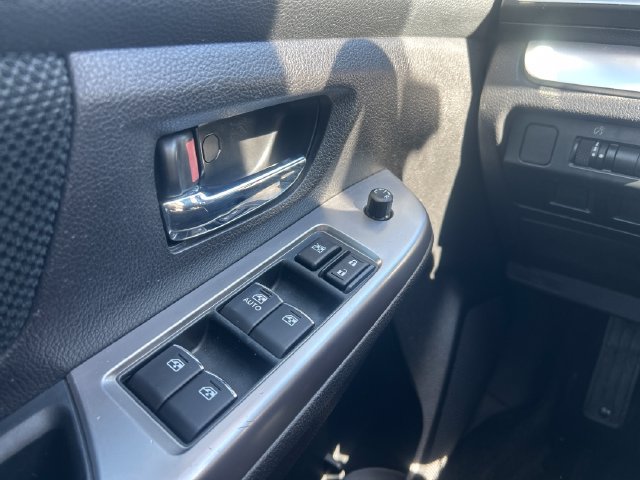 Used 2016 Subaru Crosstrek 2.0i Premium AWD/4WD image 12