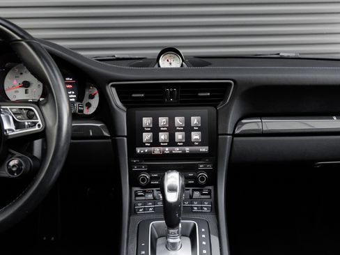 Certified 2017 Porsche 911 Targa 4S AWD/4WD image 21