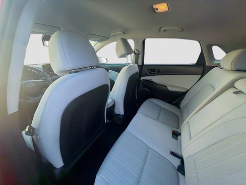 Used 2023 Hyundai Kona SEL image 21