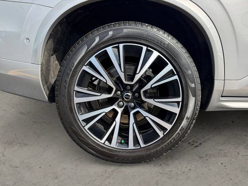Certified 2023 Volvo XC90 T8 Plus AWD/4WD image 9