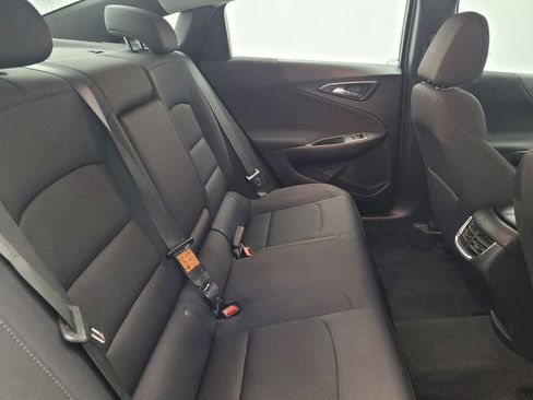 Used 2022 Chevrolet Malibu LT image 19