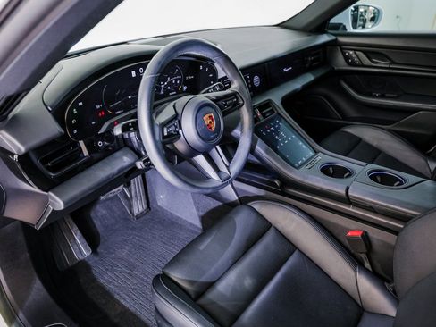 Certified 2023 Porsche Taycan image 4