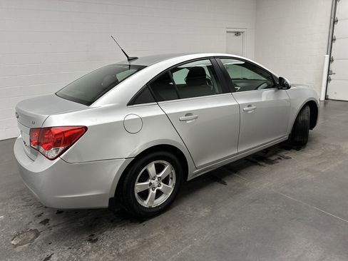 Used 2013 Chevrolet Cruze LT image 8