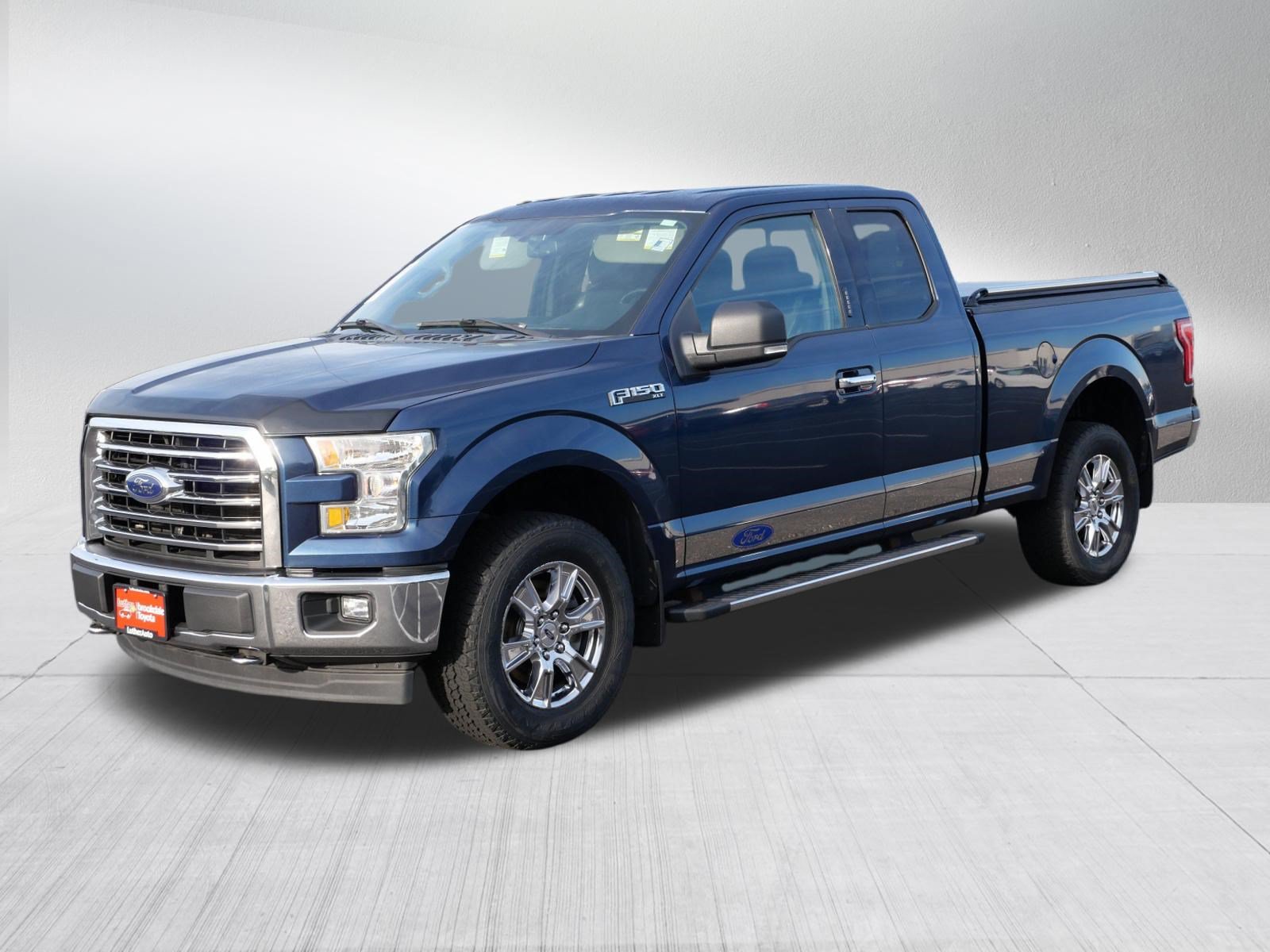 Used 2017 Ford F150 XLT w/ Equipment Group 302A Luxury AWD/4WD image 3