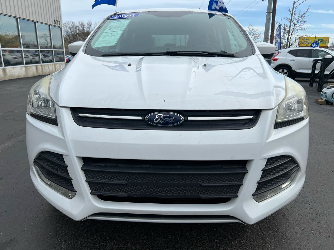 Used 2016 Ford Escape SE FWD image 9