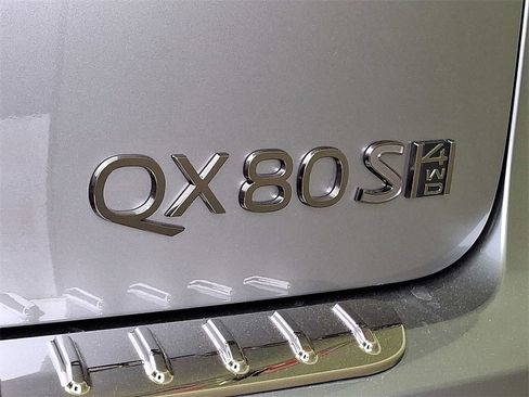 New 2026 INFINITI QX80 4WD w/ Sport Exterior Package image 21