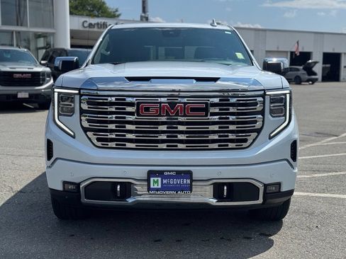 Used 2026 GMC Sierra 1500 Denali w/ Denali Reserve Package AWD/4WD image 9