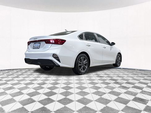 Used 2023 Kia Forte LXS w/ LXS Technology Package image 13