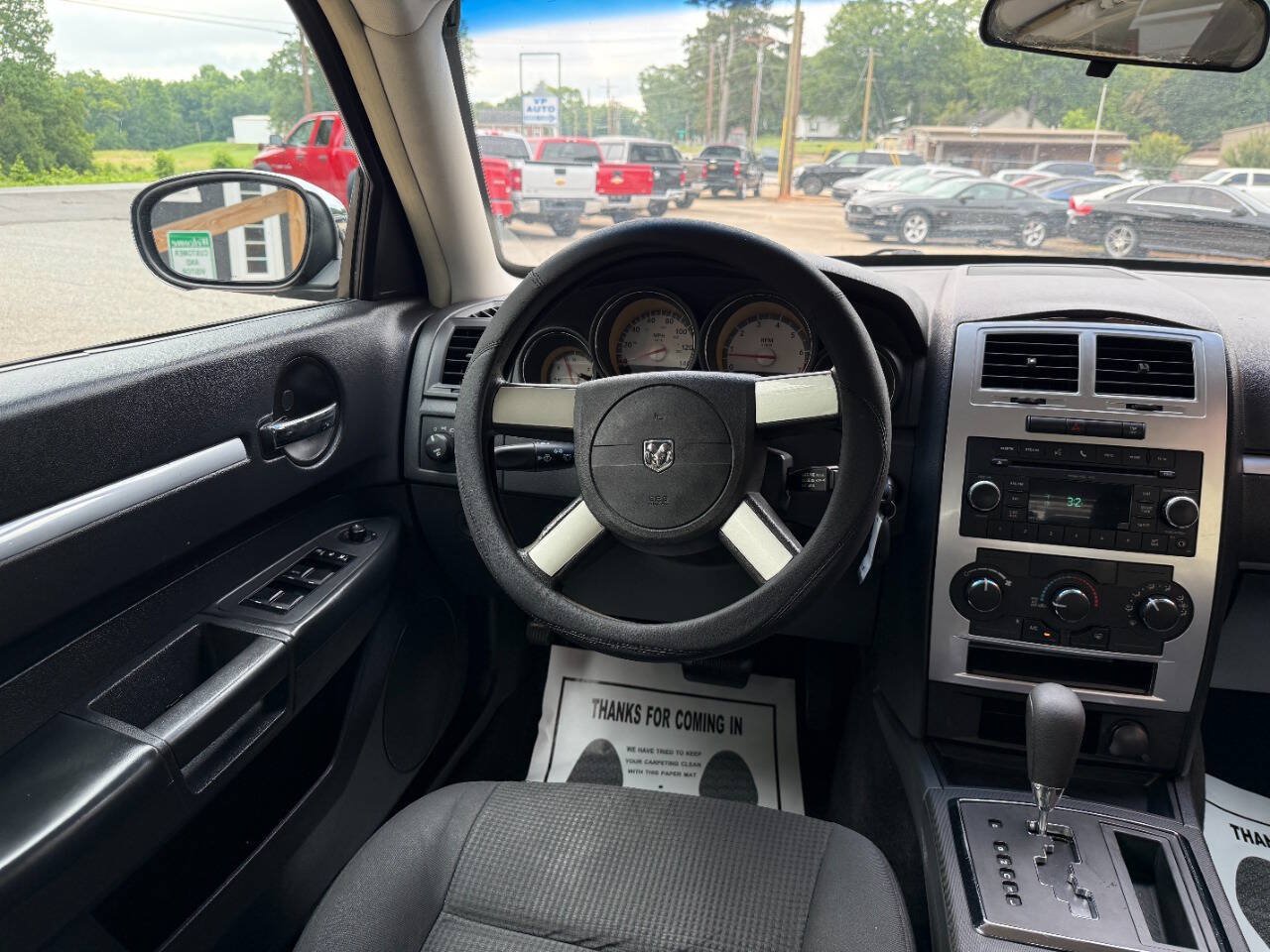Used 2010 Dodge Charger SXT RWD image 24