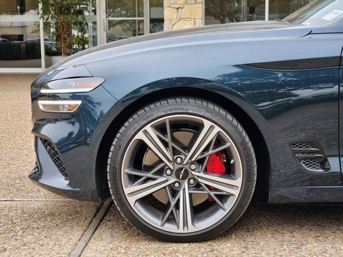 Used 2025 Genesis G70 3.3T Advanced w/ Sport Prestige Package image 8