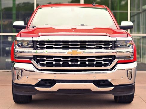 Used 2018 Chevrolet Silverado 1500 LTZ w/ Sport Package image 2