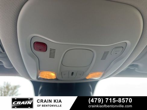 Used 2021 Jeep Renegade Latitude image 24