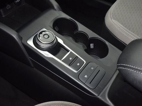 Used 2022 Ford Escape SE w/ SE Sport Appearance Package FWD image 31