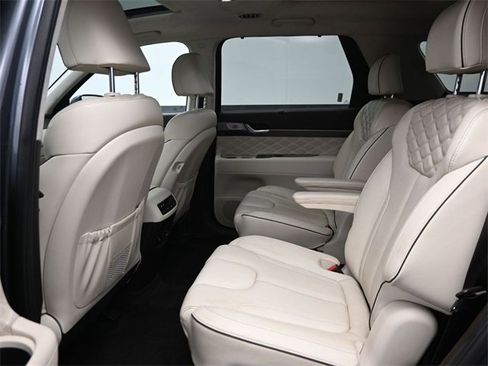 Used 2020 Hyundai Palisade Limited image 12