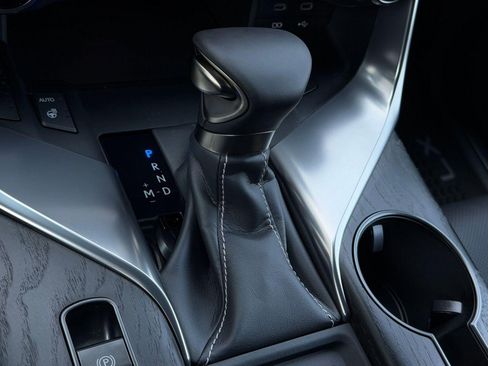 New 2026 Lexus LX 600 4WD w/ Premium Package image 16