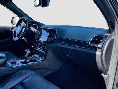 Used 2019 Jeep Grand Cherokee Trailhawk w/ Trailhawk Luxury Group AWD/4WD image 30