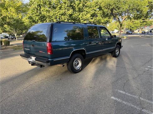 Used 1993 GMC Suburban 2500 RWD image 7