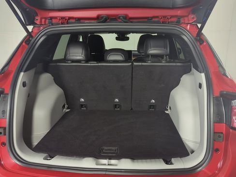 Used 2024 Jeep Compass Limited image 6