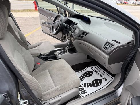 Used 2012 Honda Civic Hybrid Sedan image 26