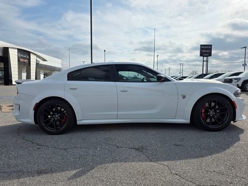 Used 2023 Dodge Charger SRT Hellcat w/ Harman/Kardon Audio Group image 8