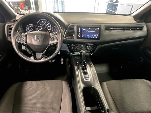 Used 2019 Honda HR-V Sport image 21