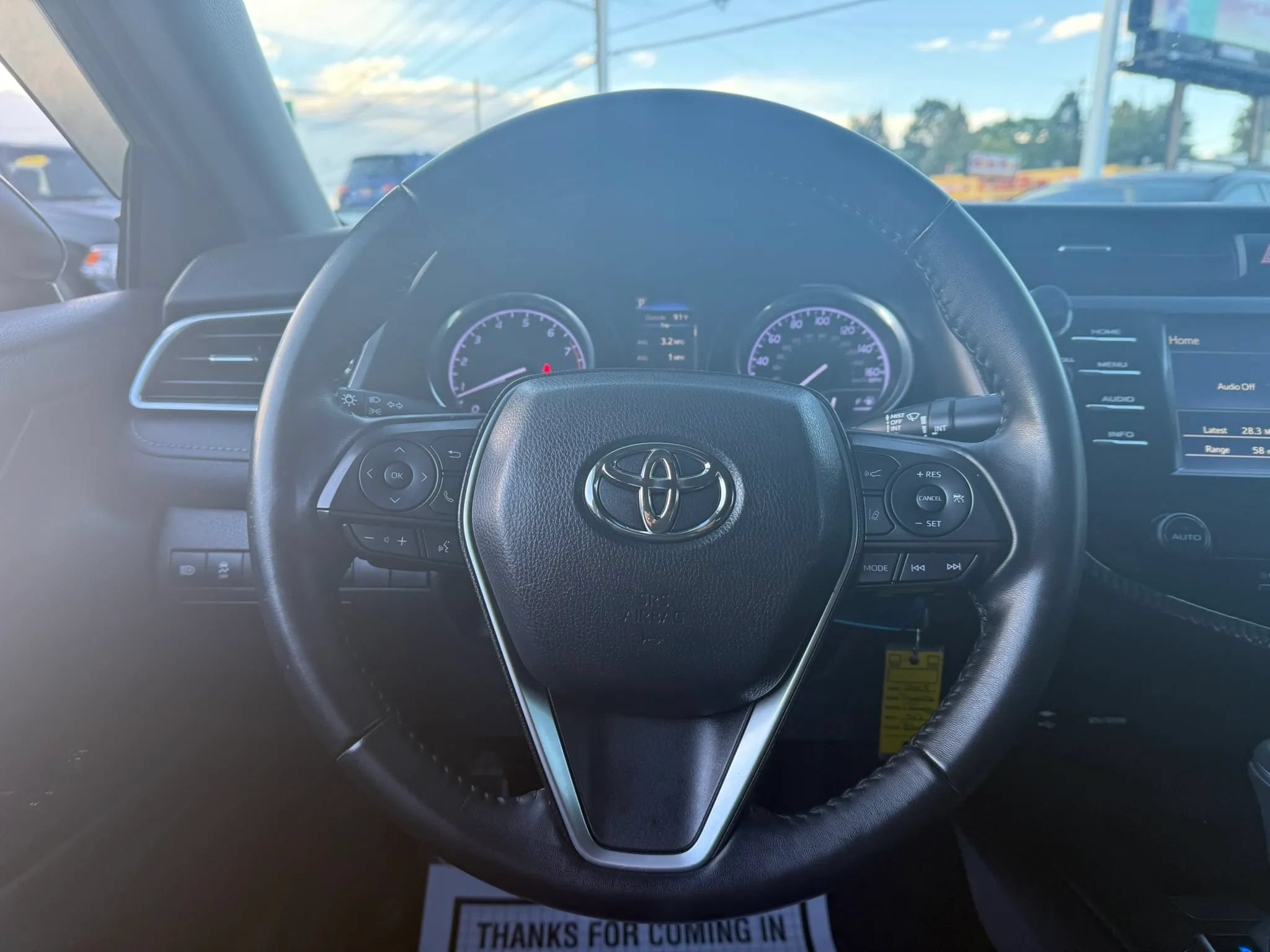 Used 2018 Toyota Camry SE FWD image 23