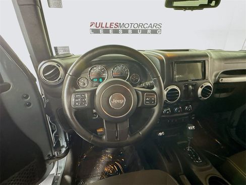 Used 2015 Jeep Wrangler Sahara w/ Connectivity Group image 10
