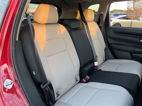 Used 2025 Honda CR-V LX image 26