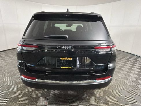 Used 2022 Jeep Grand Cherokee Limited 4xe w/ Luxury Tech Group II AWD/4WD image 3