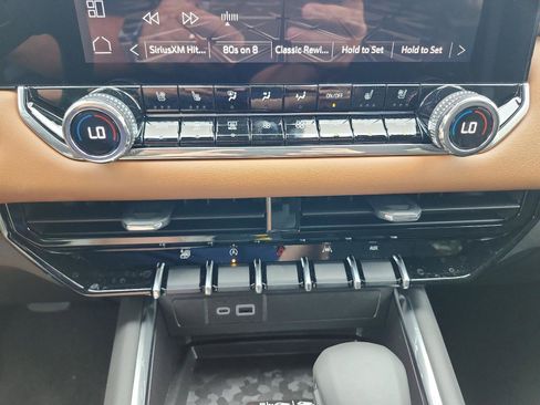 New 2026 GMC Canyon AT4 w/ Technology Plus Package image 12