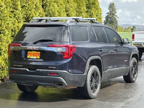 Used 2022 GMC Acadia AT4 w/ Technology Package AWD/4WD image 4
