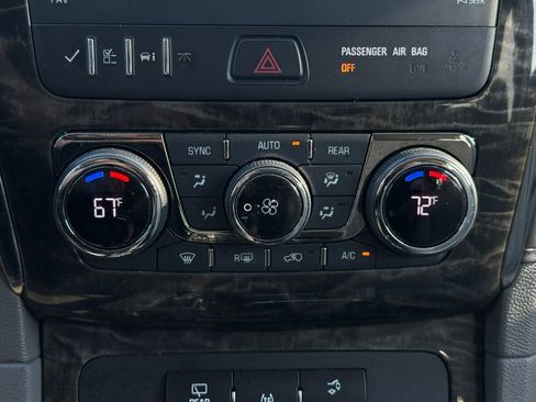 Used 2013 Buick Enclave Convenience image 41