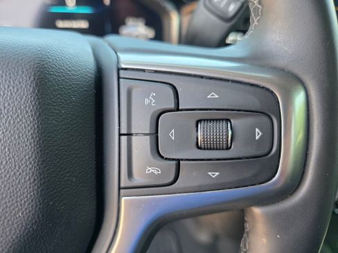 Certified 2025 Chevrolet Silverado 1500 RST AWD/4WD image 24