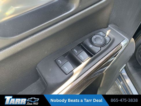 Used 2021 Chevrolet Silverado 1500 LT Trail Boss w/ Convenience Package II AWD/4WD image 15