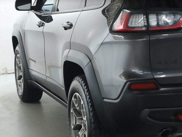 Used 2022 Jeep Cherokee Trailhawk w/ Comfort/Convenience Group AWD/4WD image 40