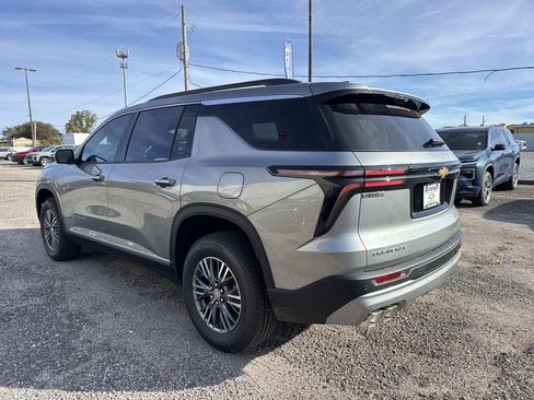 New 2026 Chevrolet Traverse LT image 5