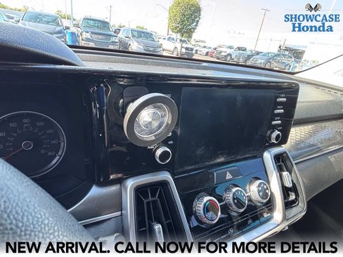Used 2022 Kia Sorento LX FWD image 11