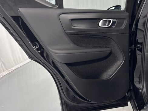 Certified 2026 Volvo XC40 B5 Plus AWD/4WD image 23