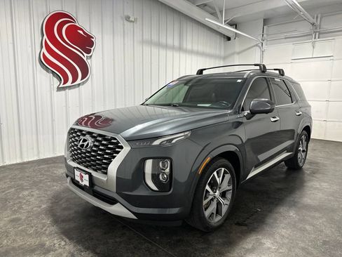 Used 2021 Hyundai Palisade Limited FWD image 1
