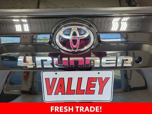 Used 2018 Toyota 4Runner SR5 image 14