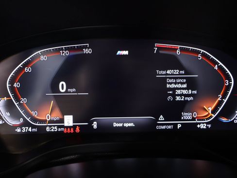 Used 2023 BMW X4 xDrive30i w/ M Sport Package AWD/4WD image 4