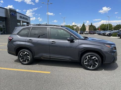 Used 2026 Subaru Forester Limited AWD/4WD image 11