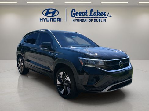 Used 2024 Volkswagen Taos SE AWD/4WD image 7