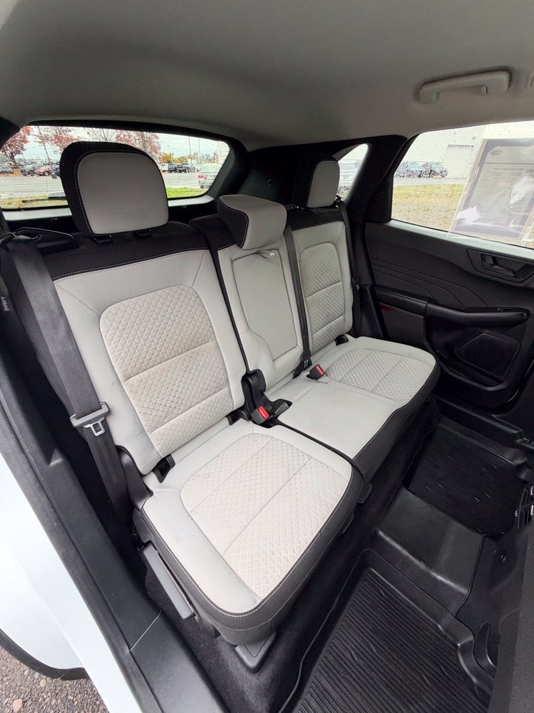 Used 2023 Ford Escape Active FWD image 25