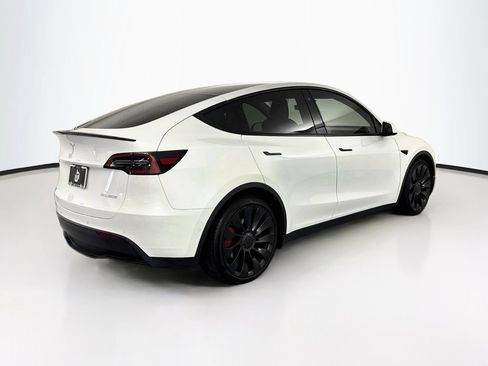 Used 2022 Tesla Model Y Performance AWD/4WD image 5
