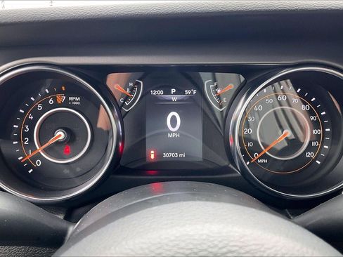 Used 2022 Jeep Wrangler Sport AWD/4WD image 23