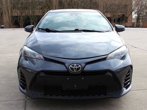 Used 2018 Toyota Corolla SE image 5