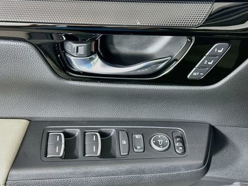 Certified 2025 Honda CR-V EX-L image 17